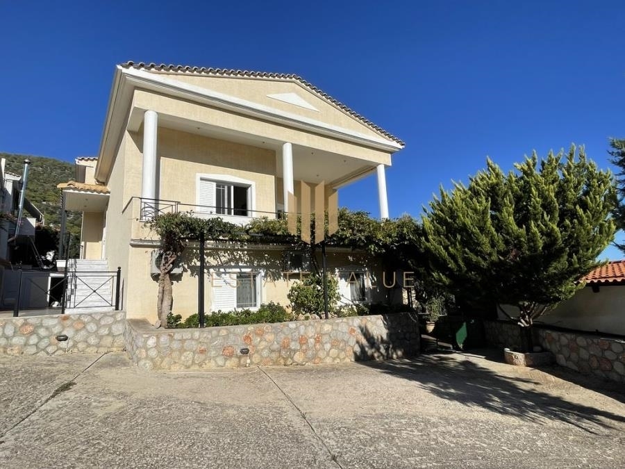 (Προς Πώληση) Κατοικία Συγκρότημα κατοικιών || Ν. Κορινθίας/Σολύγεια - 253 τ.μ, 5 Υ/Δ, 360.000€ 